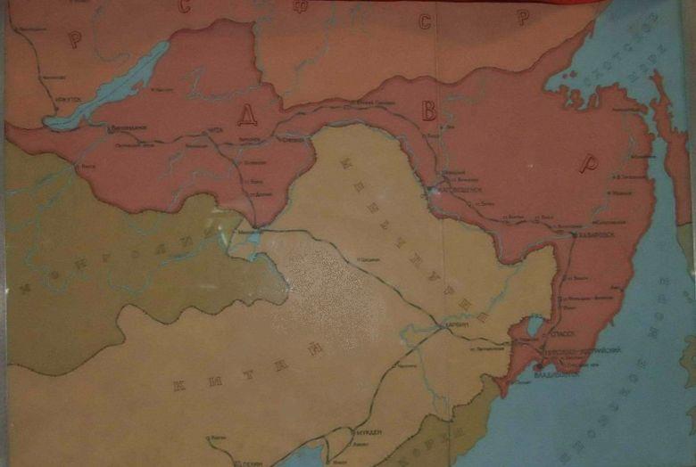 2-Карта Дальневосточной республики - экспонат музея ВВО, 1922 год.jpg